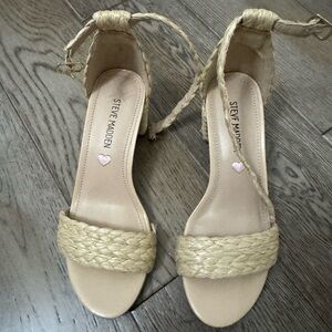 NWOT- worn once Steve Madden Natural Braided Espadrille Ankle-Tie Sandals